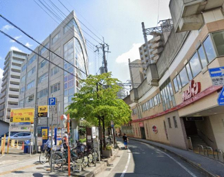 兵庫県川西市中央町の店舗事務所の画像