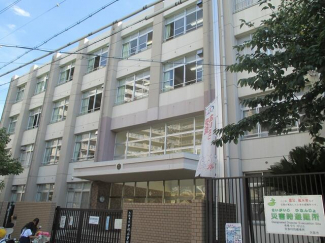 大阪市立大池小学校まで520m