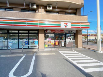 セブンイレブン仙台小鶴新田駅前店まで367m