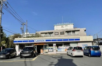 ローソン豊中上新田三丁目店まで178m