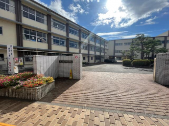 大津市立平野小学校まで550m