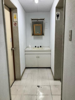２階　共用トイレ