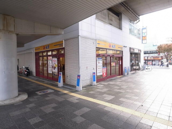 ライフ今津駅前店まで537m