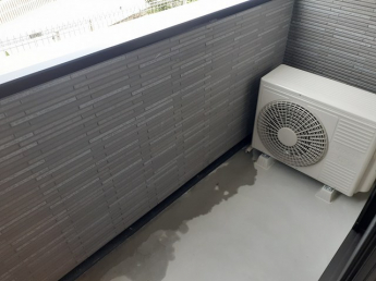 【バルコニー】