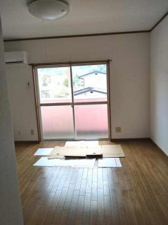 松山市谷町のアパートの画像