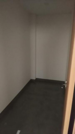 東近江市佐生町の店舗事務所の画像