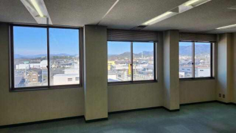 彦根市長曽根南町の店舗事務所の画像