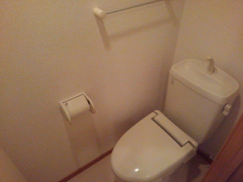 シンプルで使いやすいトイレです