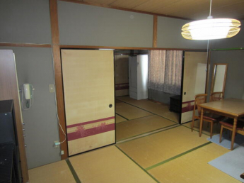 米原市下多良２丁目の店舗事務所の画像