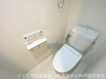 ゆったりとした空間のトイレです。