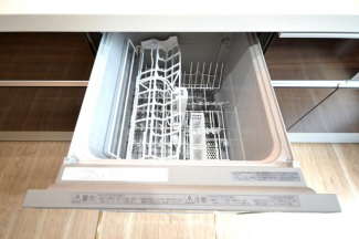 クロワールの注文建築施工例　食器洗浄乾燥機は標準設備です　（