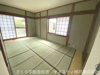 畳は日焼け防止対策がされており、入居前に入れ替え予定です。