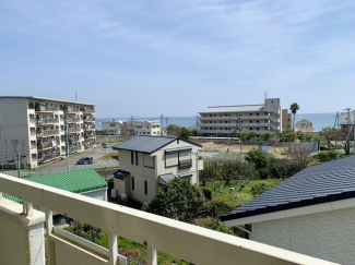 兵庫県淡路市久留麻のマンションの画像