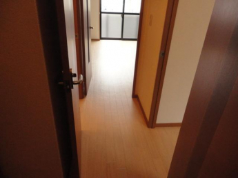 新居浜市沢津町１丁目のアパートの画像
