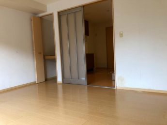 新居浜市上原１丁目のアパートの画像