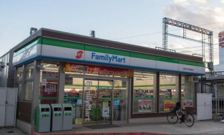 ファミリーマート近鉄河内天美駅前店まで226m