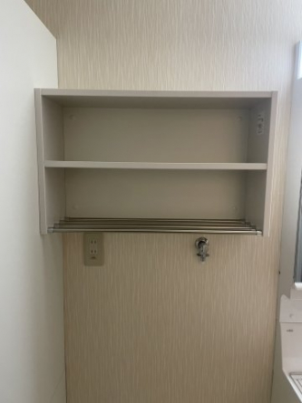 洗濯機置場上収納