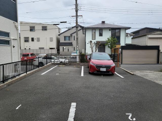 モアハウジング管理駐車場の画像