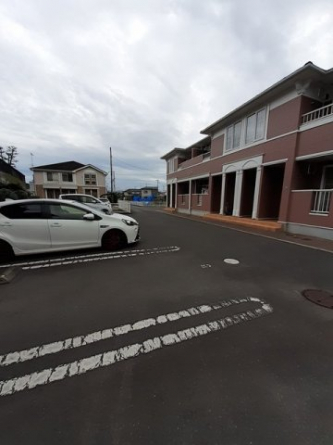 駐車場に車を止められます