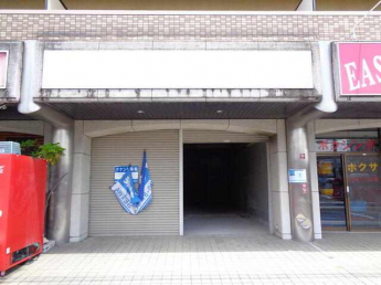 １階店舗（対象物件は真ん中Ｂ号室）