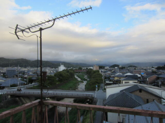 彦根市芹中町の店舗事務の画像