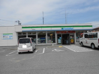 ファミリーマート彦根原店様まで500m