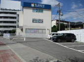 大阪市阿倍野区帝塚山１丁目の駐車場の画像