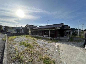 新居浜市本郷２丁目の中古一戸建ての画像