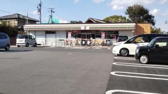 セブンイレブンはびきの１丁目店まで386m