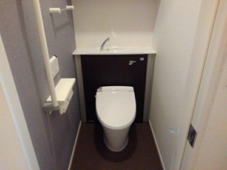 シンプルで使いやすいトイレです