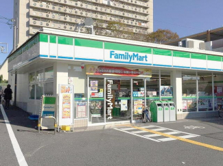 ファミリーマート泉北晴美台三丁店まで629m