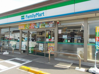 ファミリーマート南斎院町西店様まで500m