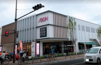 イオンフードスタイル藤井寺店まで379m