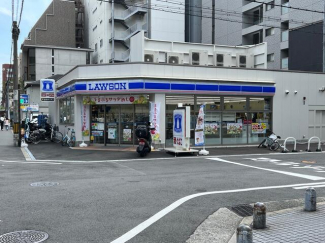 ローソン大阪南船場一丁目店まで66m