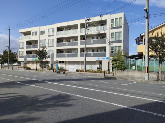 京都府八幡市八幡中ノ山の店舗一部の画像