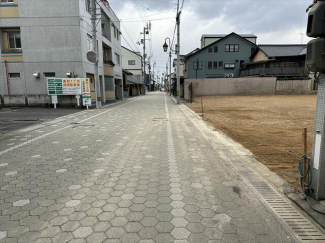 西側道路