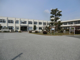 愛荘町立愛知川東小学校まで1361m