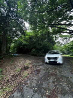 【前面道路含む現地写真】