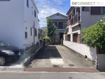 【前面道路含む現地写真】