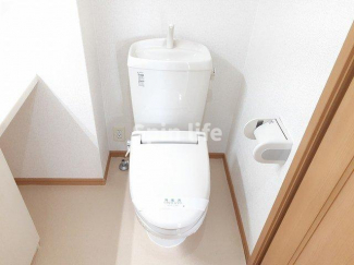 コンパクトで使いやすいトイレです