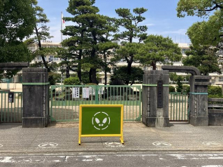 西条市立神拝小学校まで706m
