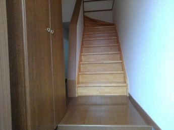 収納もある玄関です