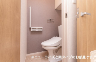 シンプルで使いやすいトイレです