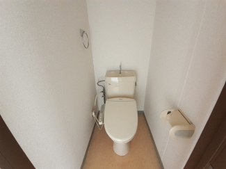 コンパクトで使いやすいトイレです