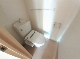 ゆったりとした空間のトイレです