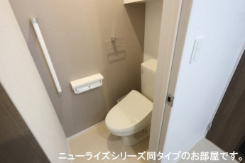 シンプルで使いやすいトイレです