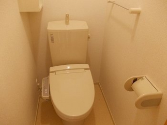 シンプルで使いやすいトイレです