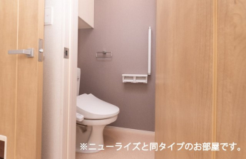 コンパクトで使いやすいトイレです