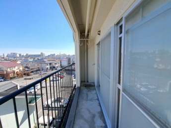 【バルコニー】