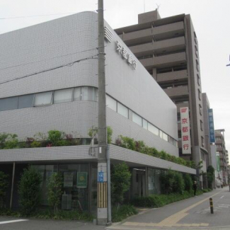 京都銀行歌島橋支店まで304m